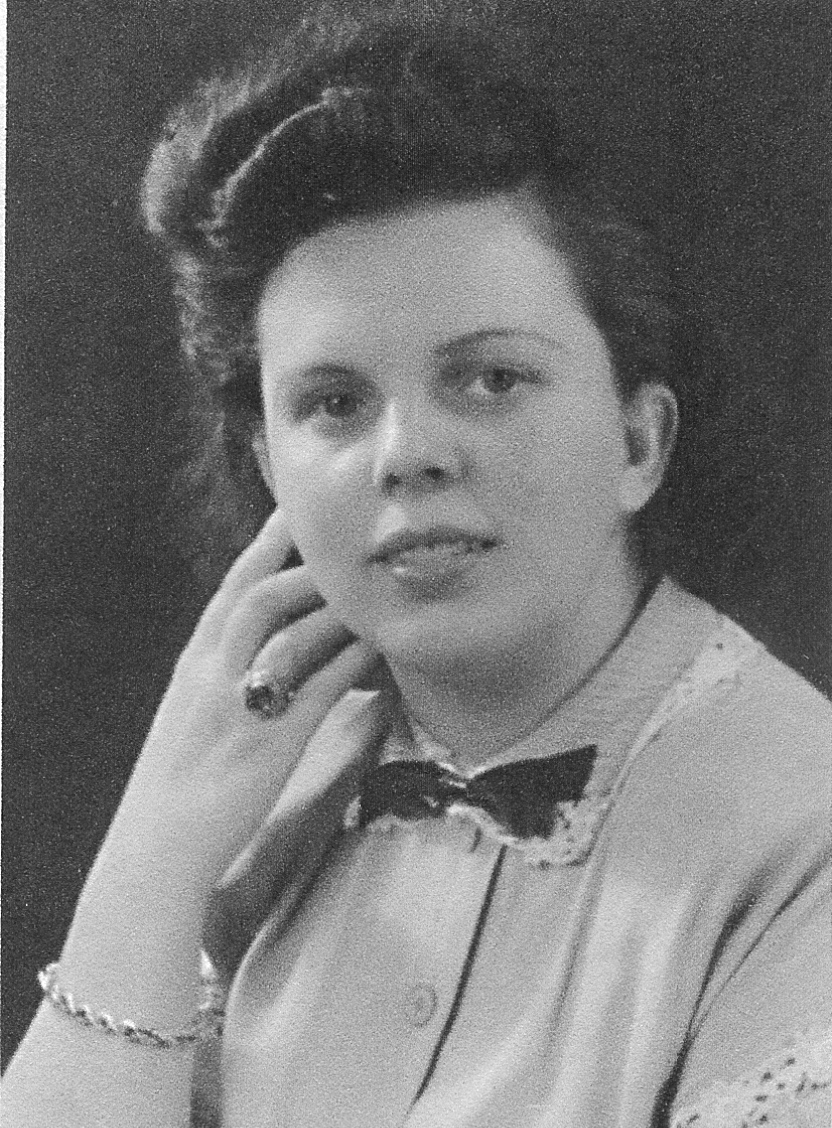 HAUSCHILD (geborene UHING), Irene