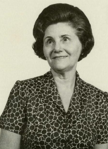 CARVALHO, Amália Corrêa de (1918-2011)